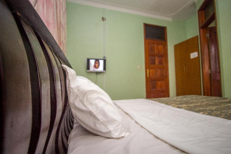 Serene Hotel Kampala Exterior foto
